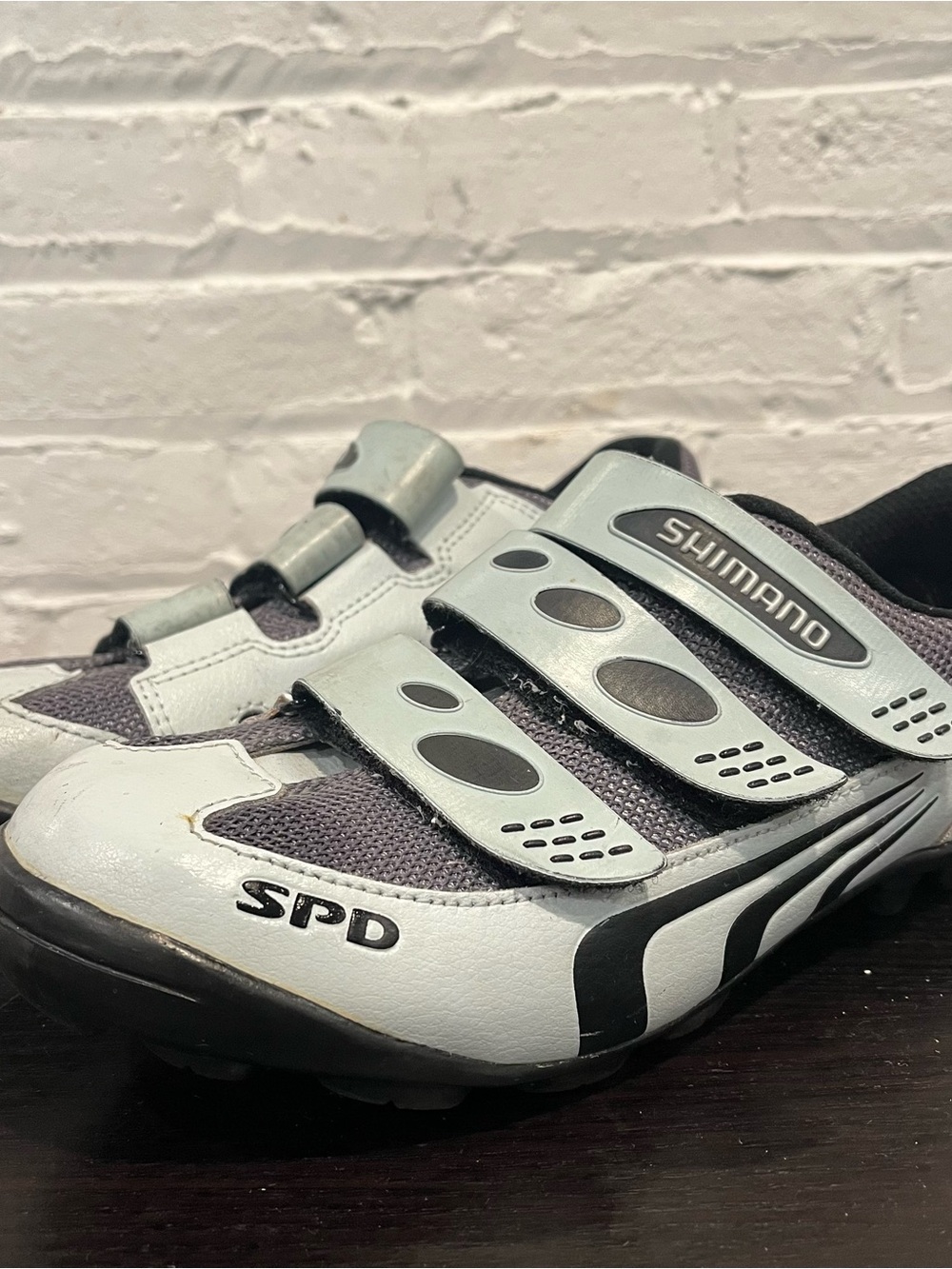 Shimano SH-M 120WA  size 7 US, 40 EU cycling shoes w/SPD cleats